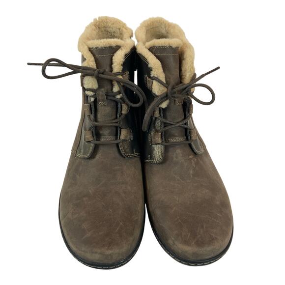 Clarks Ultimate Comfort Collection Cora Chai Ankle Boots Women's Size 11 - Picture 3 of 11
